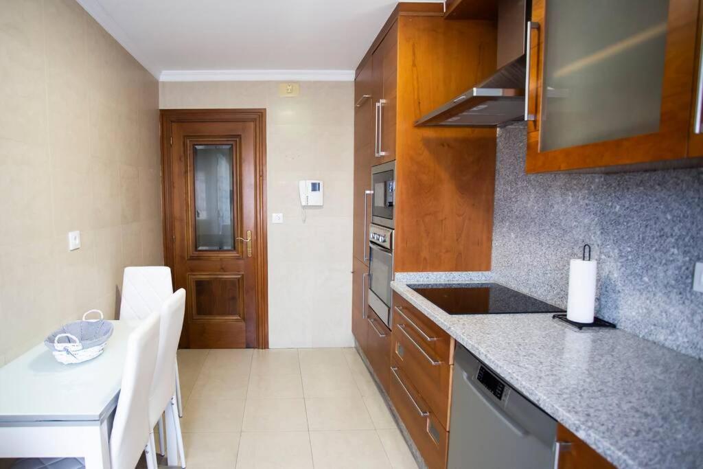 Piso Luminoso Y Tranquilo En Ourense Apartment Ngoại thất bức ảnh